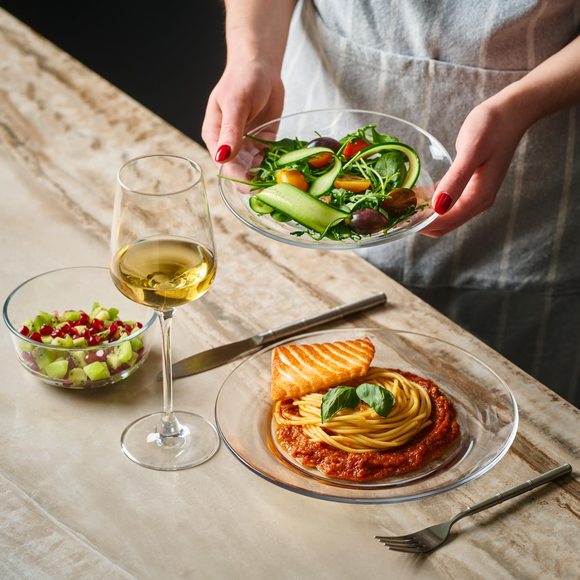 Le'raze glass bowls, 6-inch depth ideal for soups and cereals.