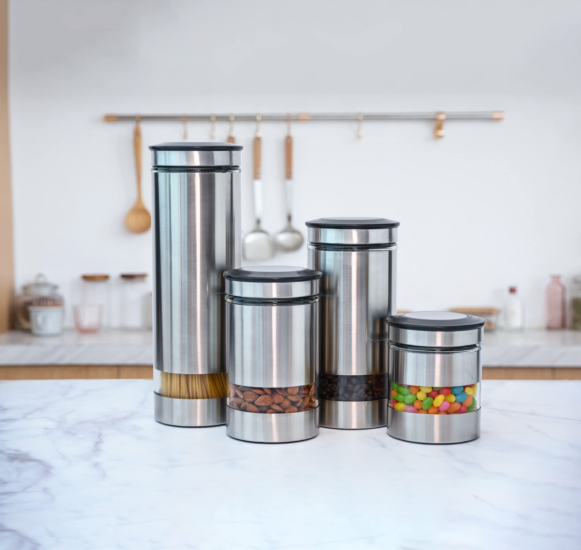 Le'raze dishwasher-safe canisters with quality finish.