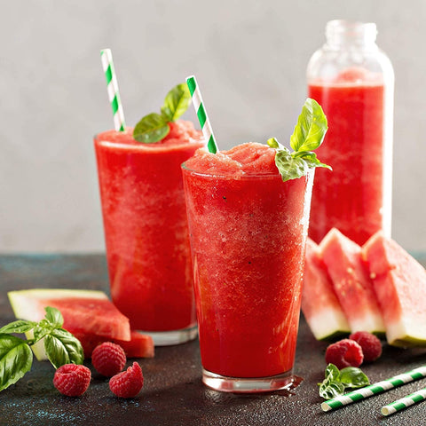 Le'raze heavy-base glass provides stable grip for entertaining.