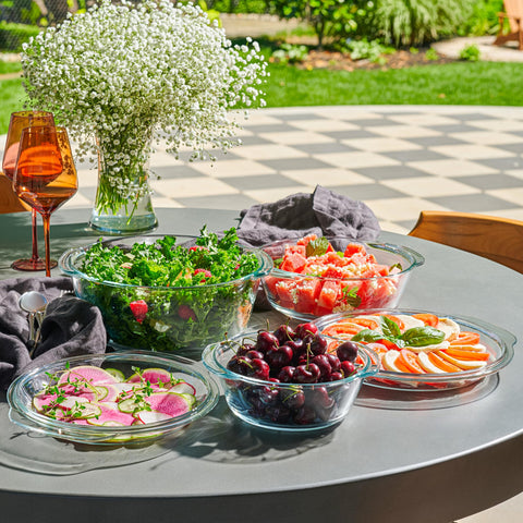Le'raze borosilicate oven-safe bakeware withstands high heat for versatile cooking