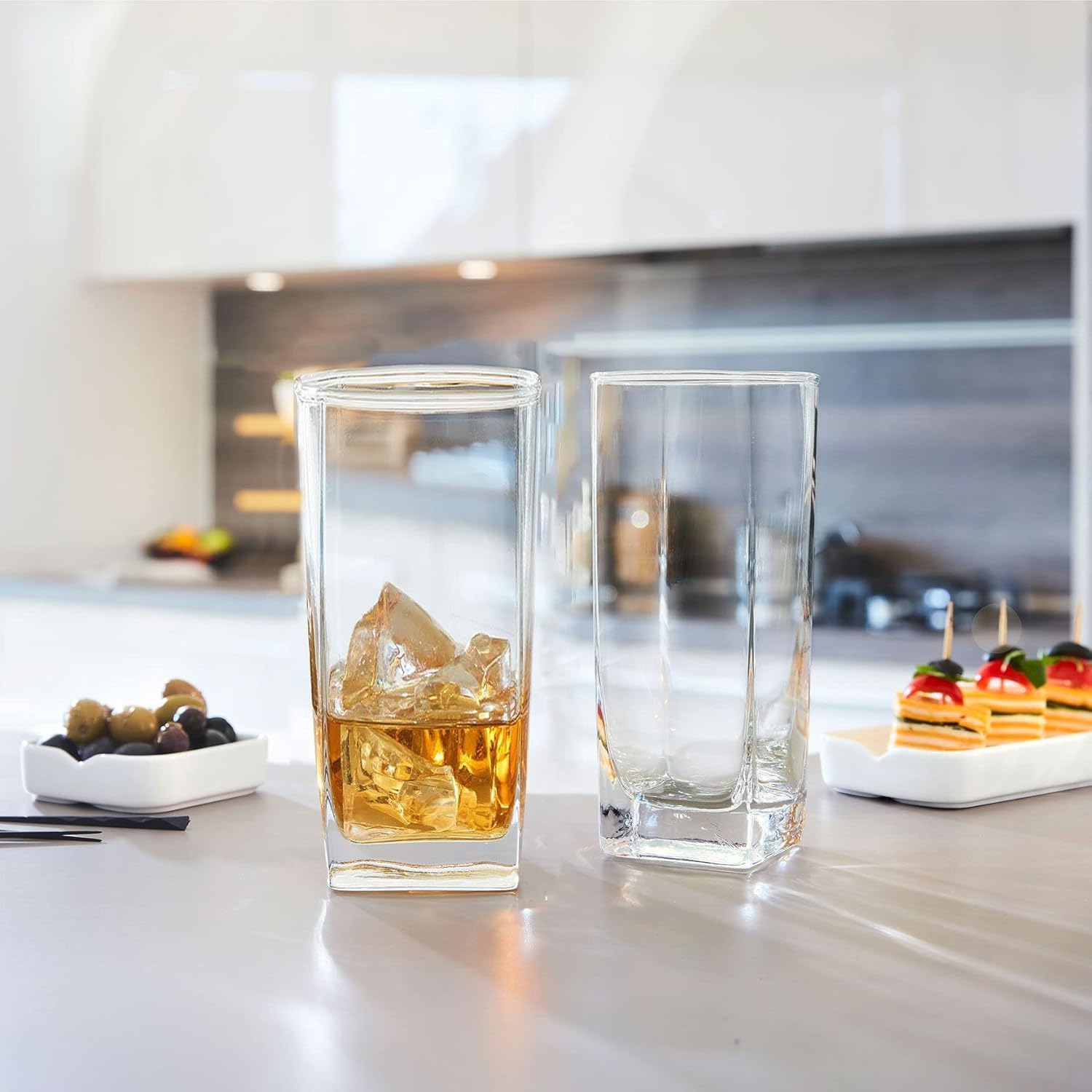 Le'raze wine and whiskey glasses pair well with relaxed evenings and gatherings