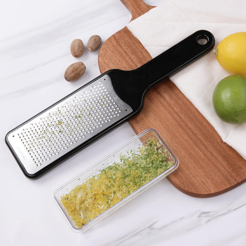 LHS Anti-Slip Base keeps zesting stable on any kitchen counter.