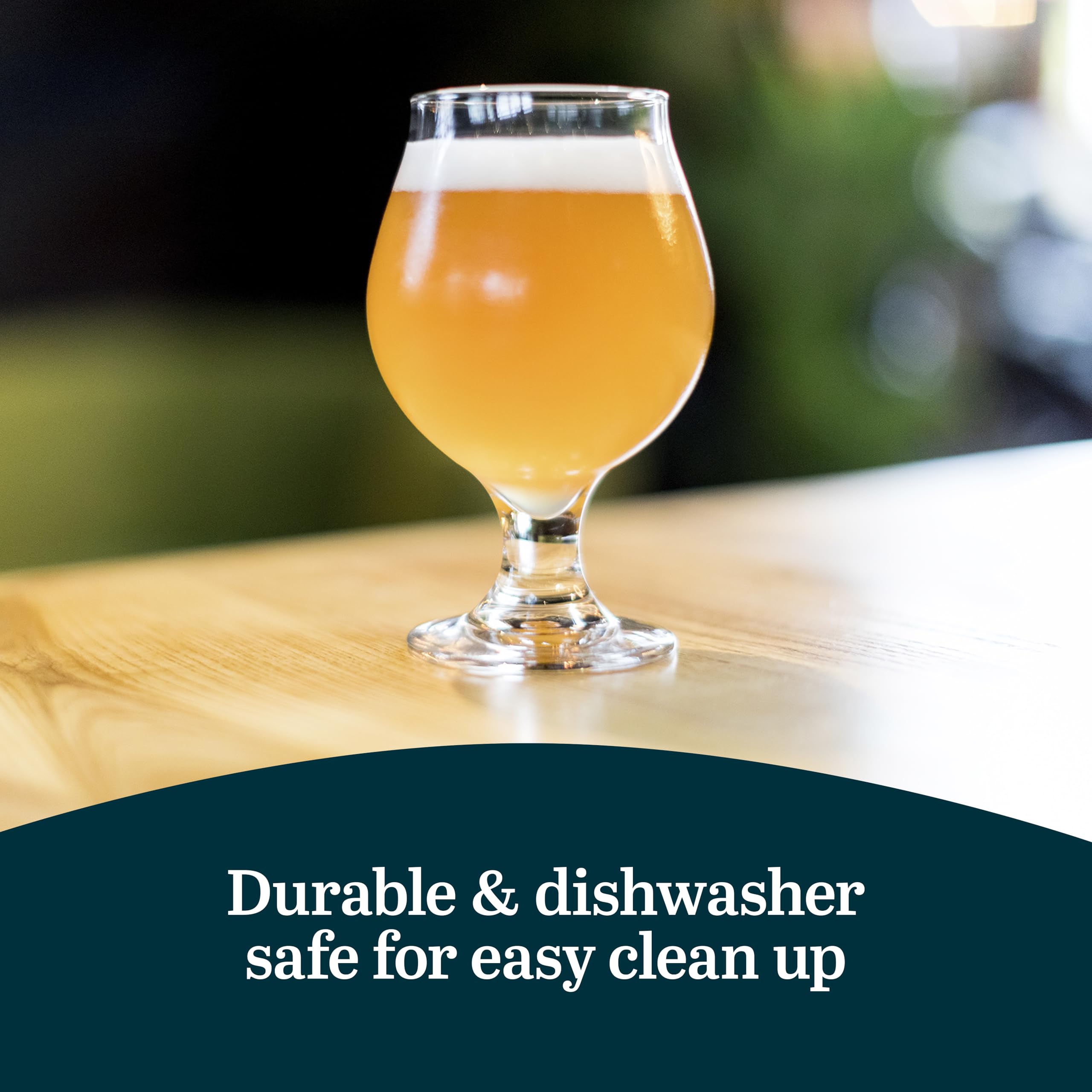 Libbey Craft Brews classic tulip design elevates presentation.