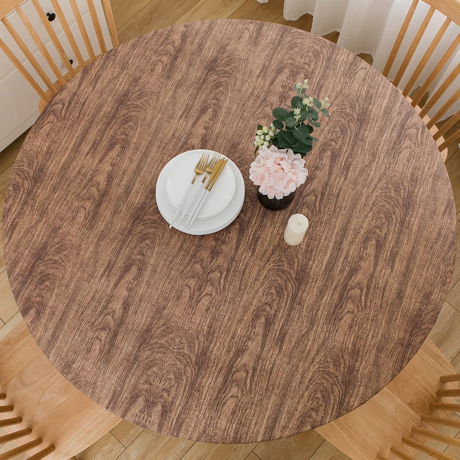 LIBERECOO round tablecloth with flannel backing for a non-slip, secure fit.