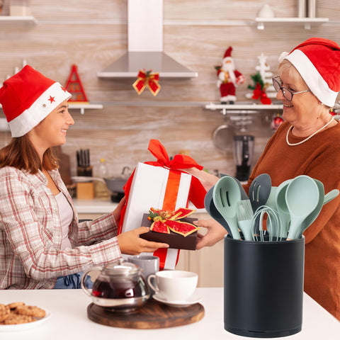 LIBODOUR extra-large counter organizer stores about 15 large-handled tools for quick cooking.