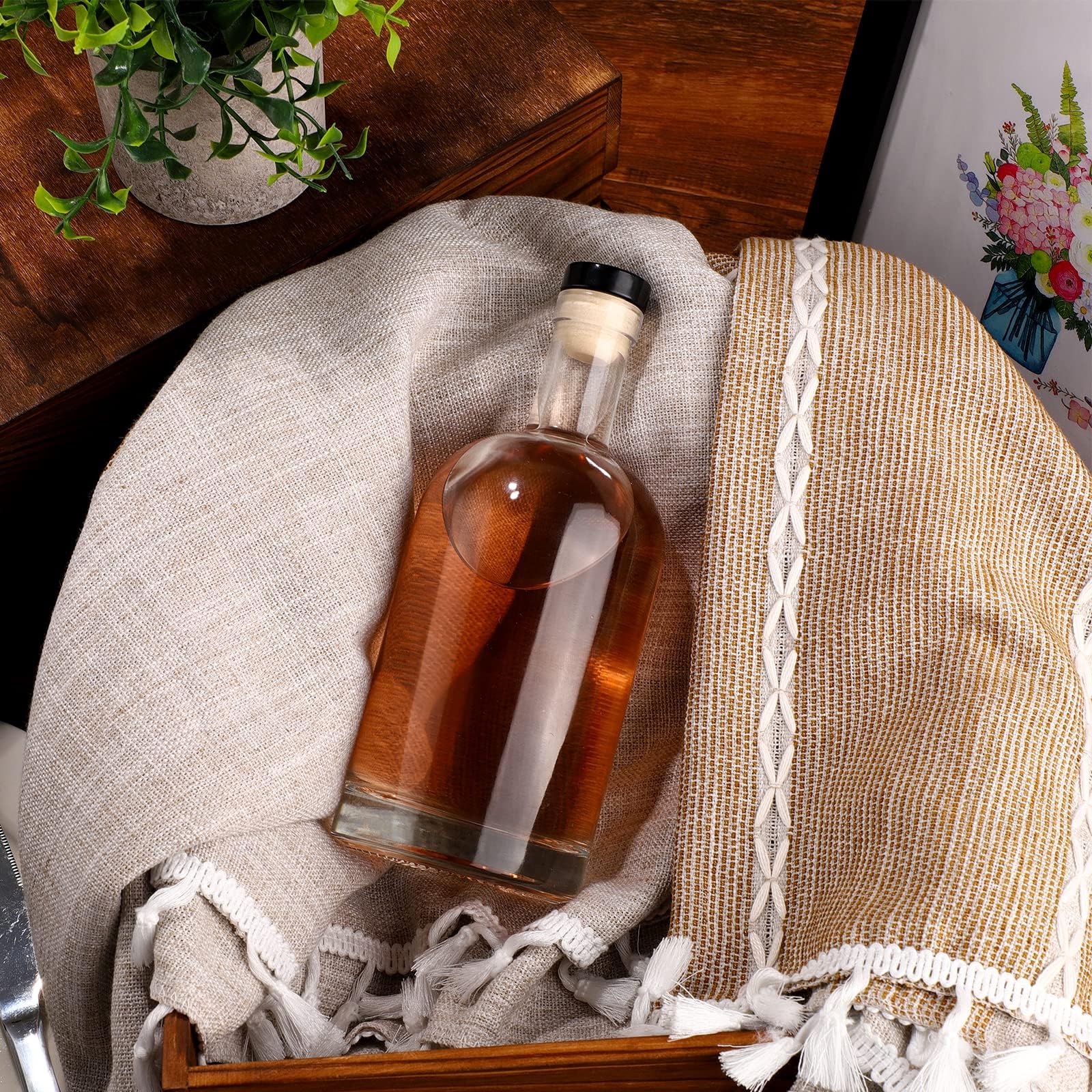 Liengoron empty bottles suitable for whiskey, wine, juice, and beer.