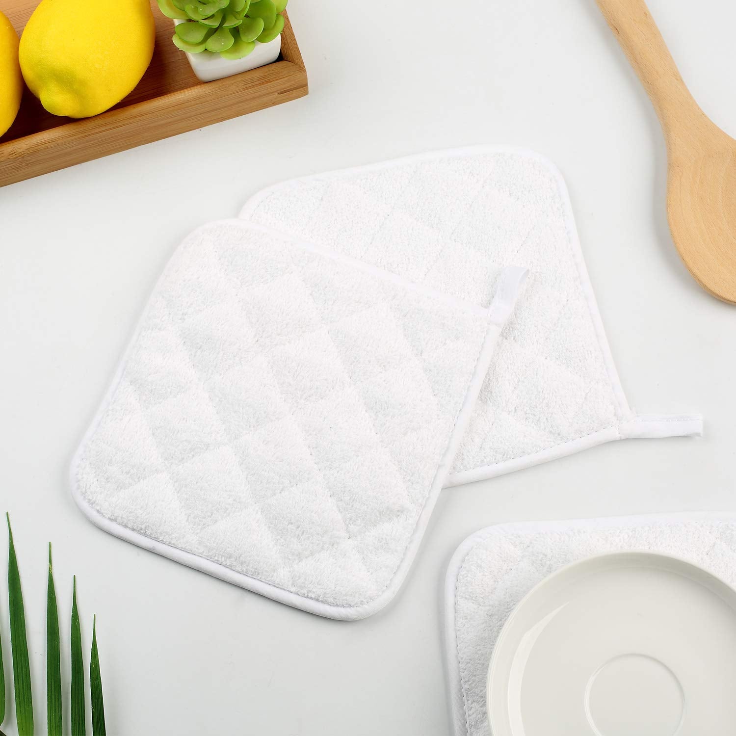 Lifaith large coaster protects counters during meal prep.