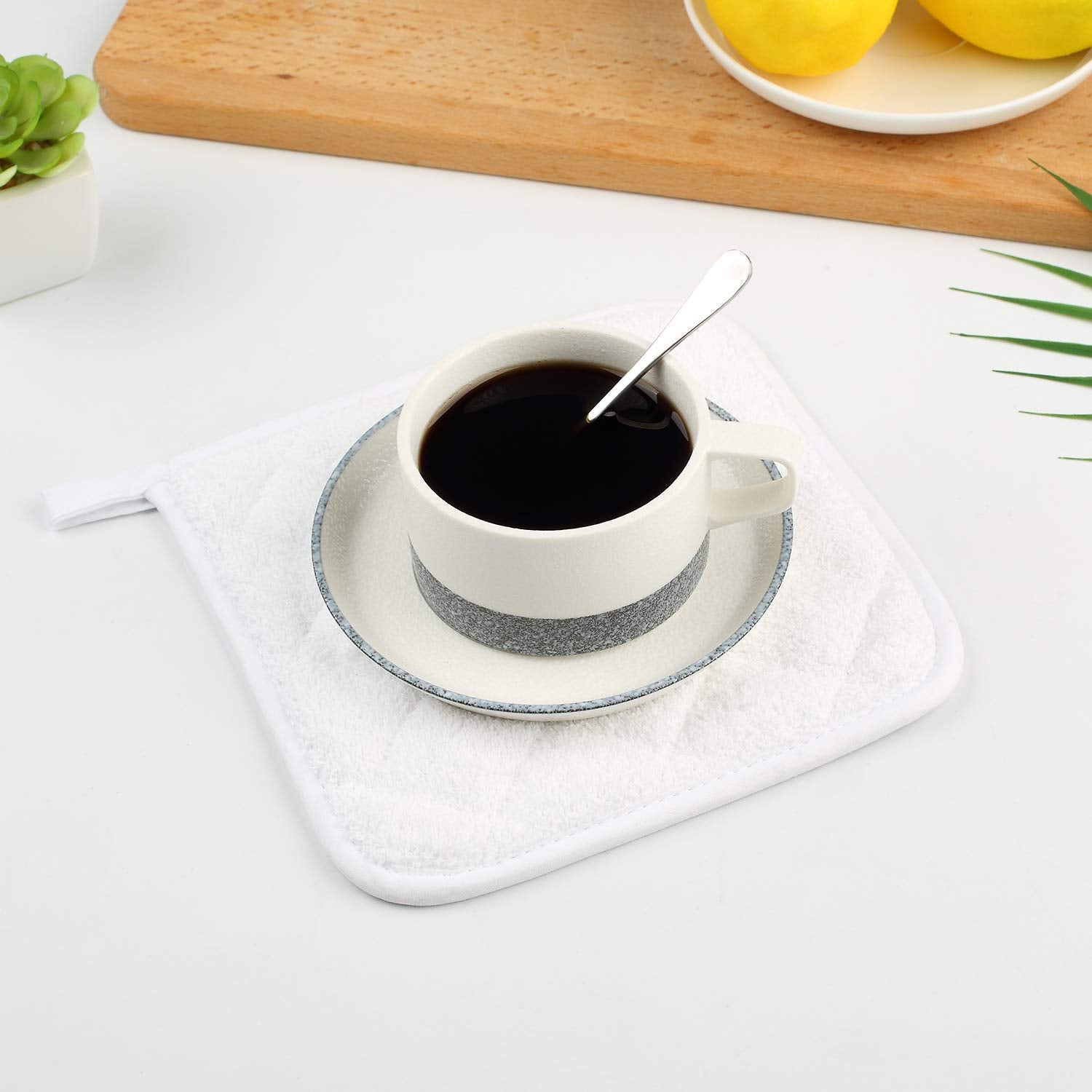 Lifaith microwave splatter guard keeps countertops clean.