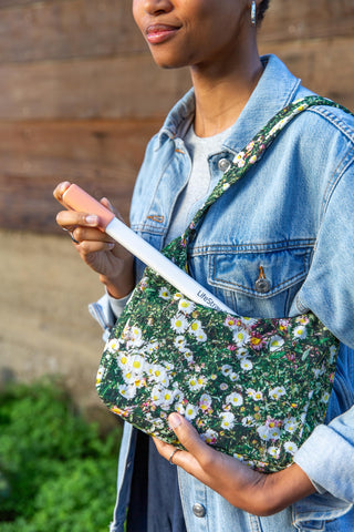 LifeStraw Sip carry case protects the straw while traveling.