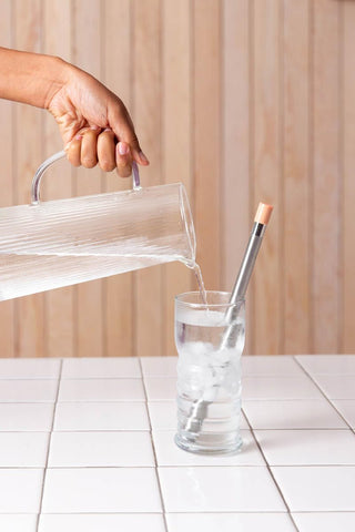 LifeStraw Sip leak-proof carry case keeps your filter fresh and protected.