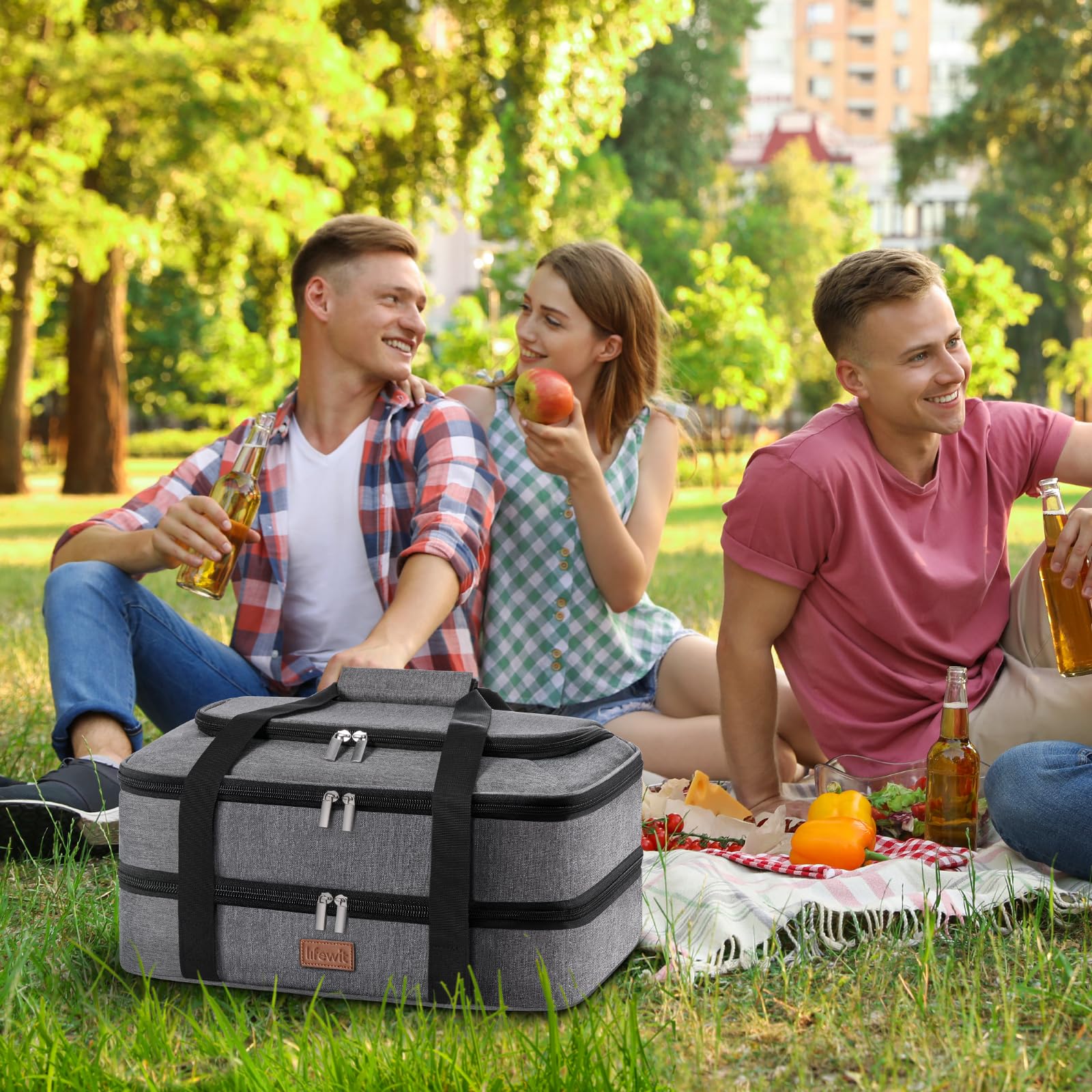 Lifewit portable design ideal for potlucks, picnics, and barbecues.