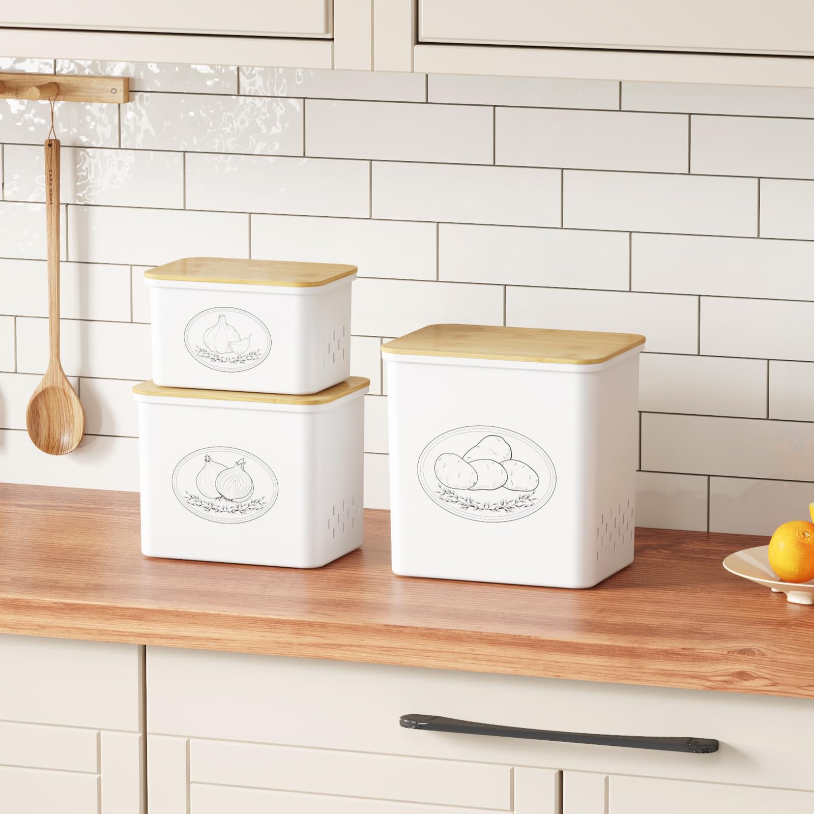 Lifewit stackable design image illustrating efficient pantry shelving.
