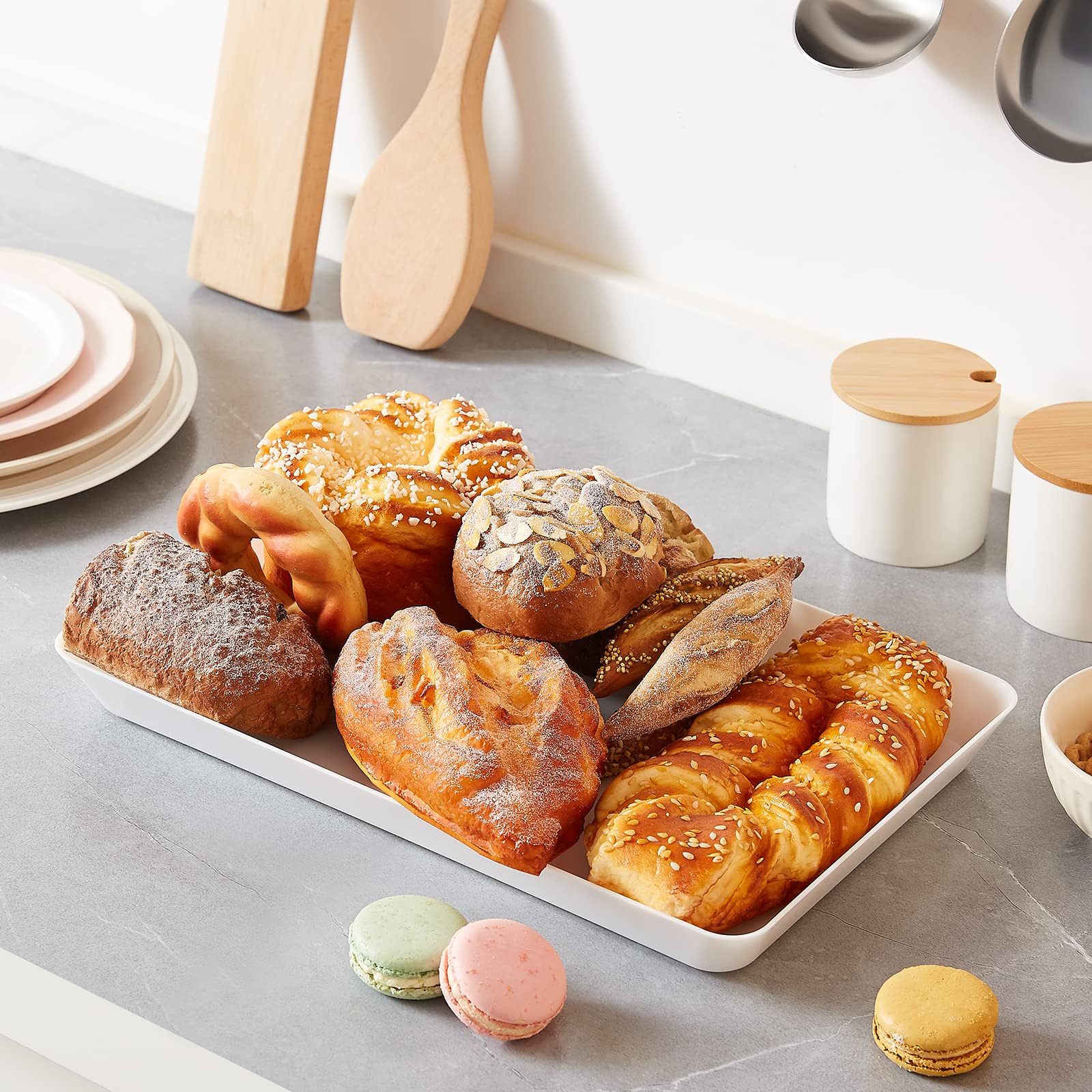 Lifewit smooth inner surface cleans quickly after serving desserts