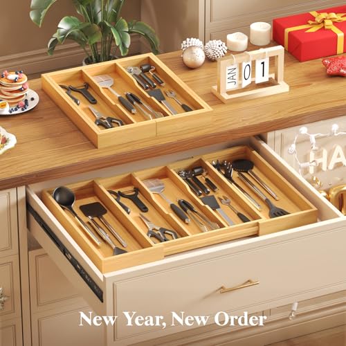 Lifewit holds knives, spoons, forks, and gadgets for organized cooking.