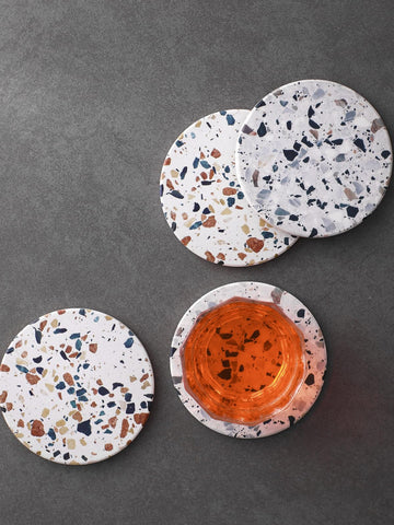 LIFVER stone-look coaster protects wood and marble from moisture and rings