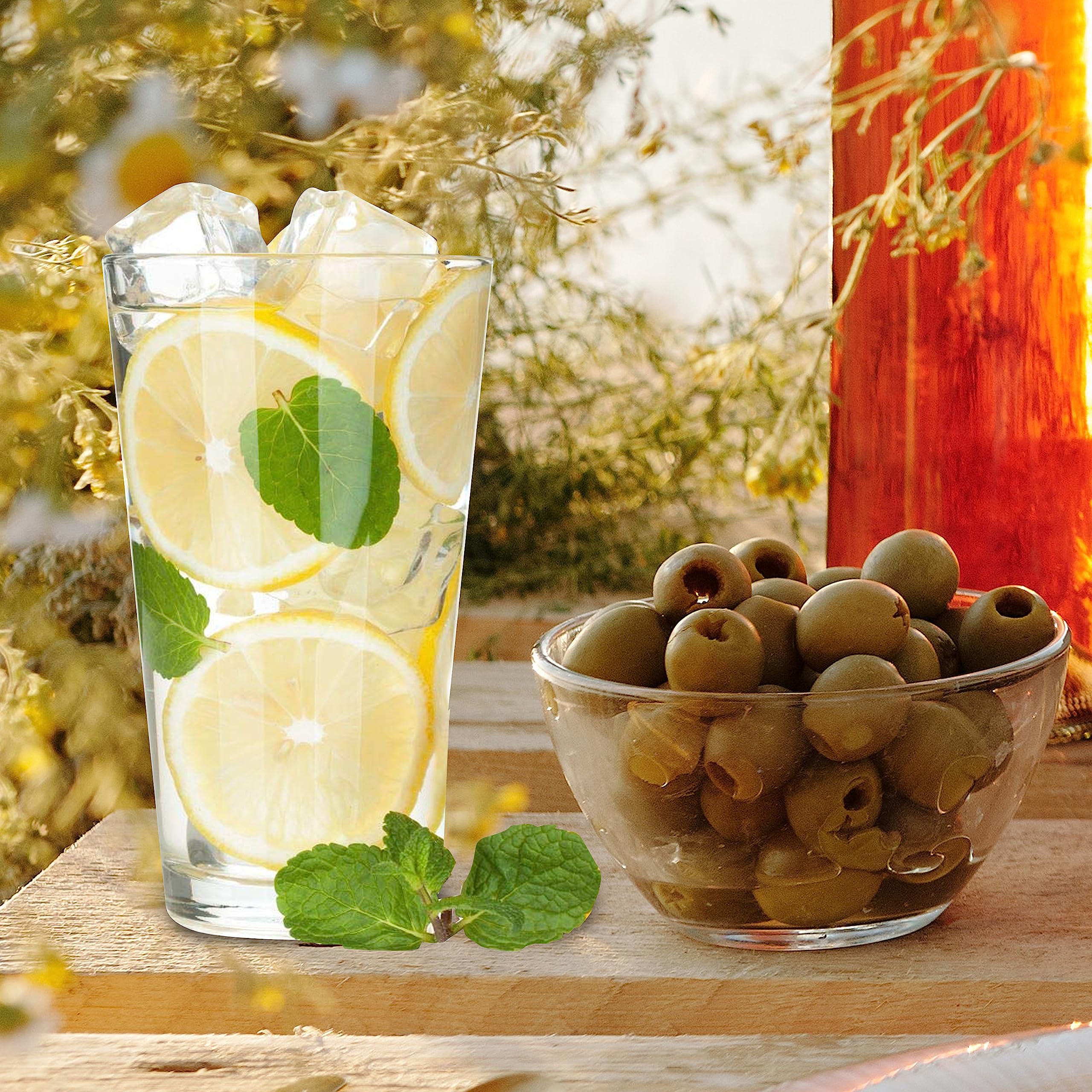 Light In The Dark 6-inch tall pint glass offers stable grip for bartenders