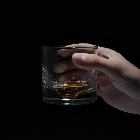 LIITON premium whiskey gift idea for men and enthusiasts.