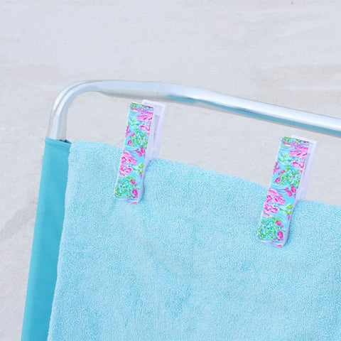 Lilly Pulitzer nylon zip bag protects phones from sand