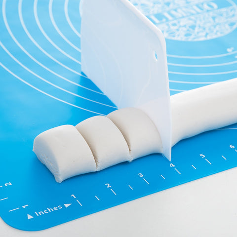 LIMNUO blue non-stick surface close-up shows easy cleaning potential