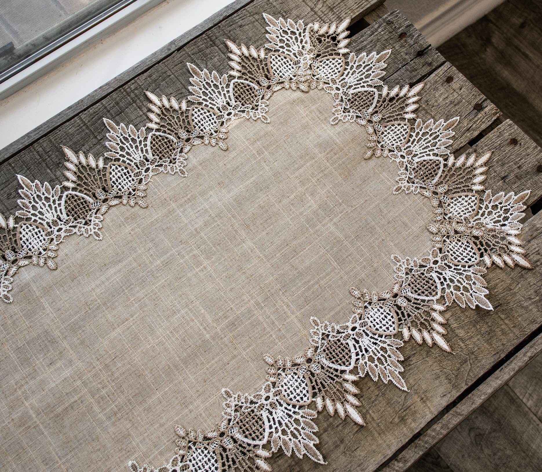 Linens, Art and Things festive table decor inspires celebration.