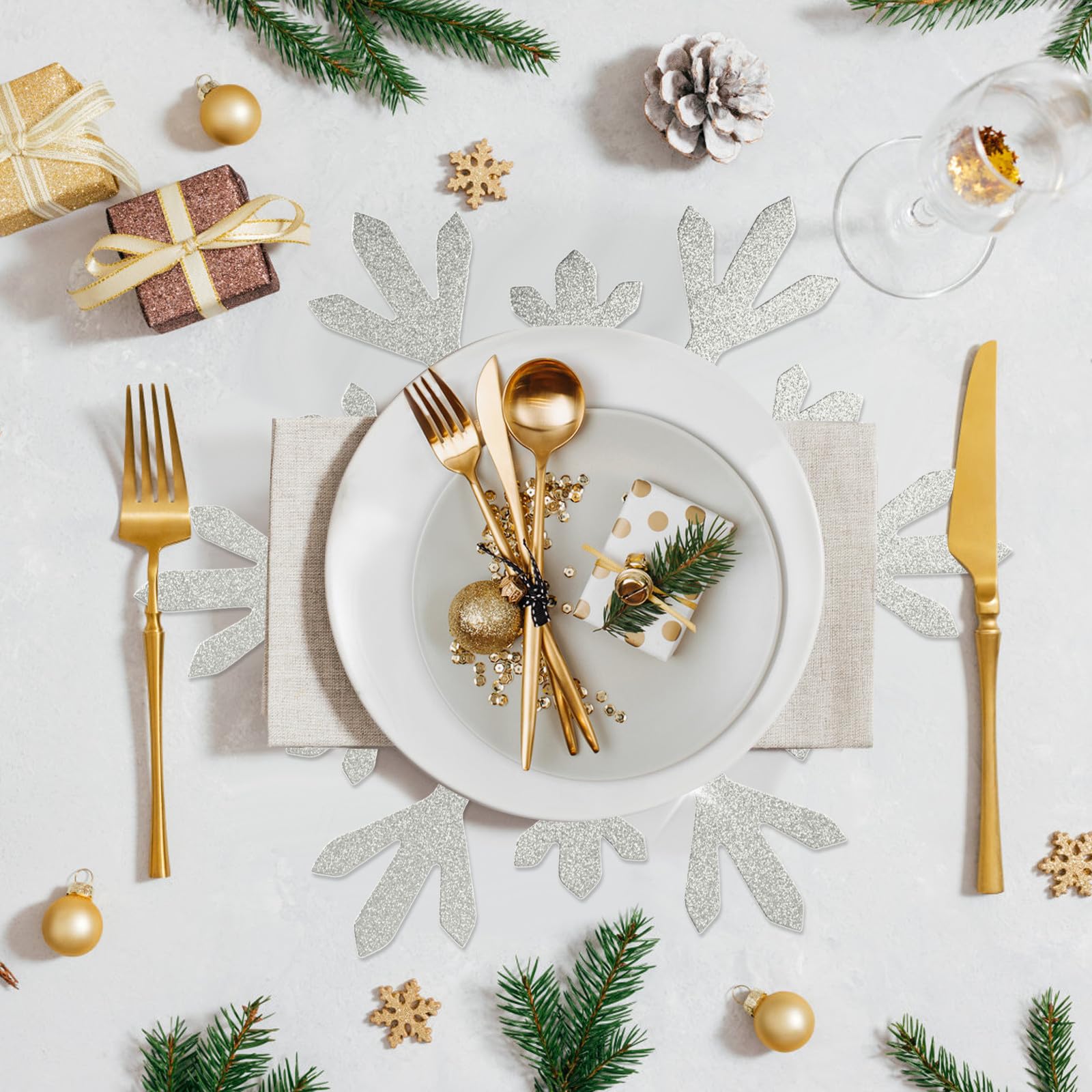 Lingringdcy gold snowflake design adds sparkle to winter dining
