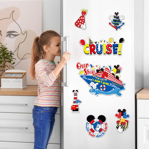 Lionoble anchor magnet provides a coastal touch for party decor