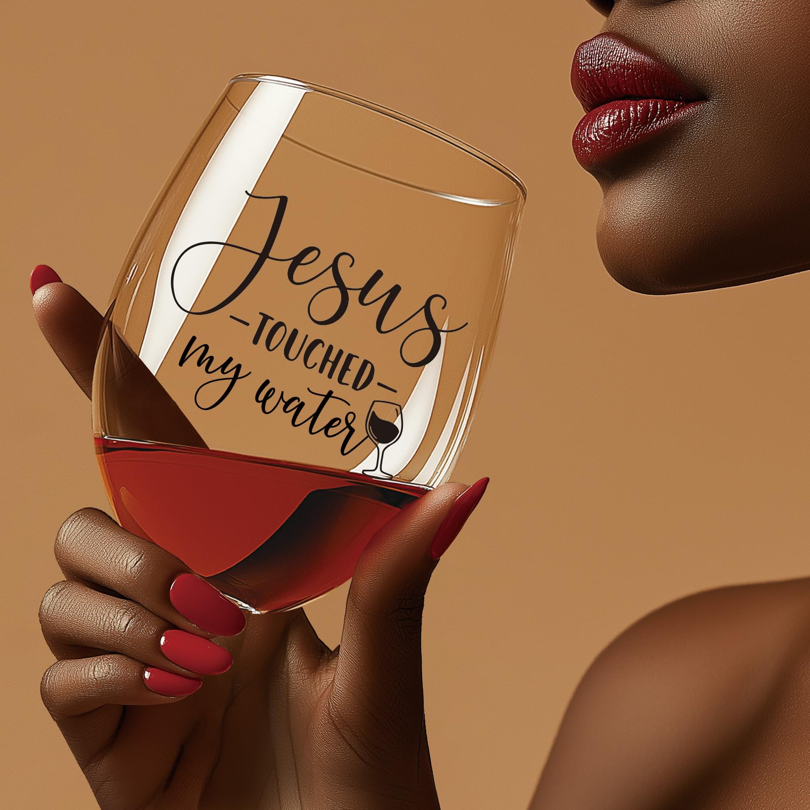 LittleBIGGER Christmas wine glass scratch-resistant finish adds durability for holiday entertaining