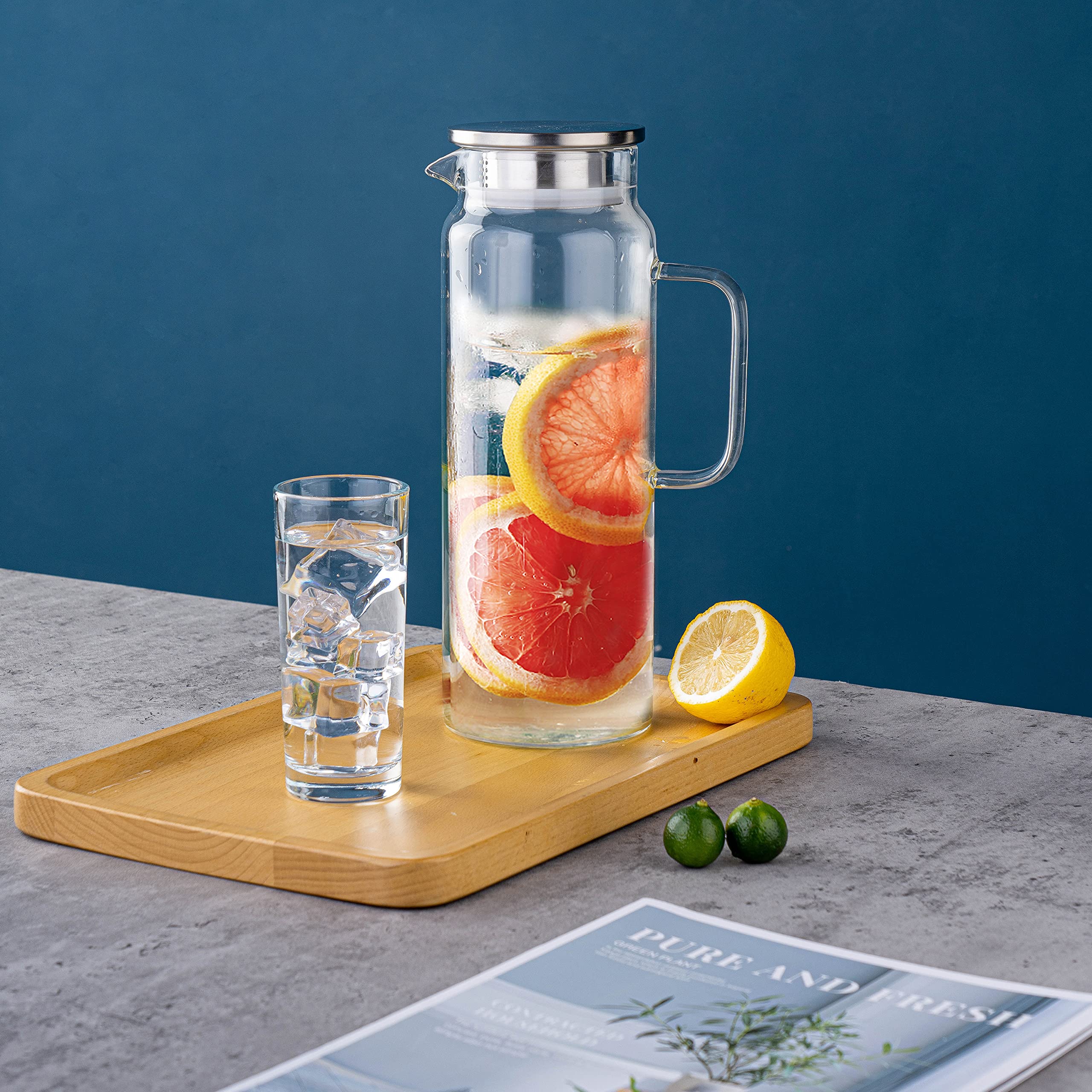 Liuruiyu borosilicate glass construction resists temperature changes for hot or cold drinks.