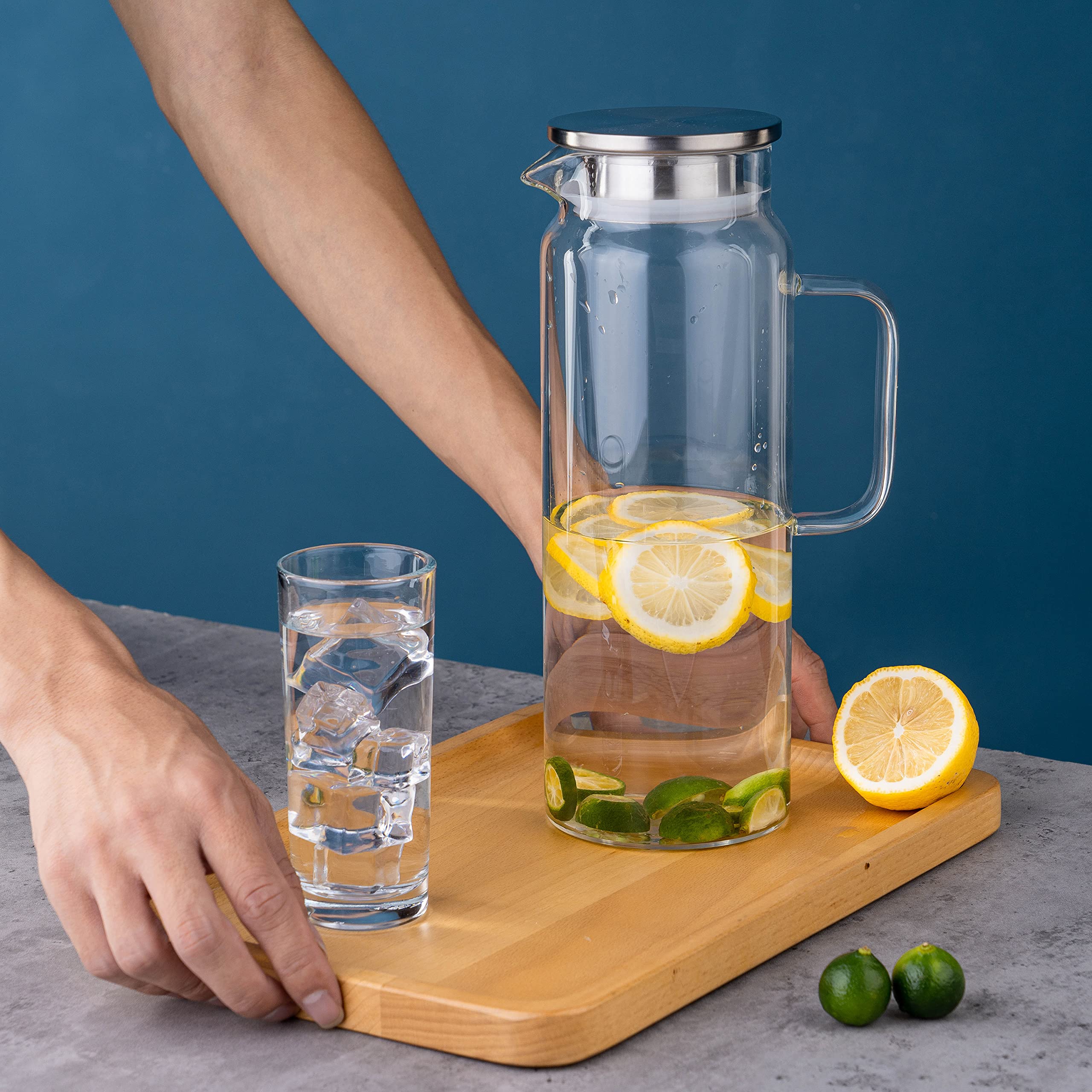Liuruiyu glass pitcher is dishwasher safe for quick, effortless cleanup.