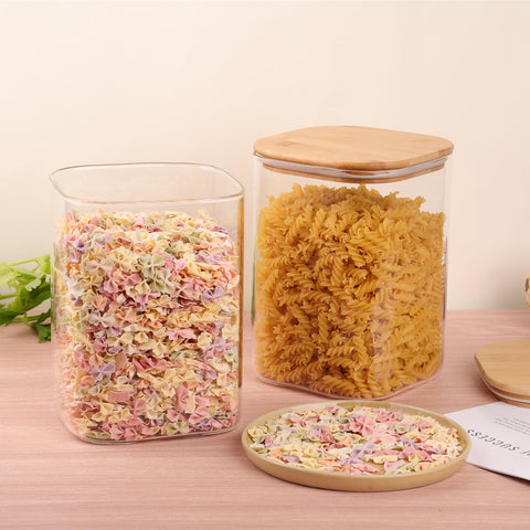 Liuruiyu square glass jars 2-pack showing clear contents for easy prep
