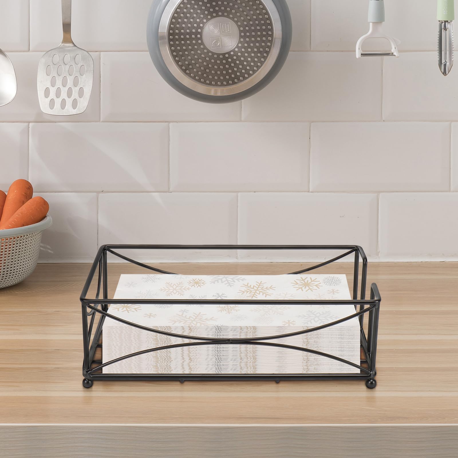 Livabber base protection demonstrates scratch-free placement on delicate surfaces