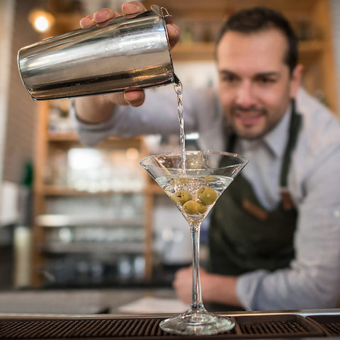 LIVEHITOP bottle pourer for controlled pours and consistency