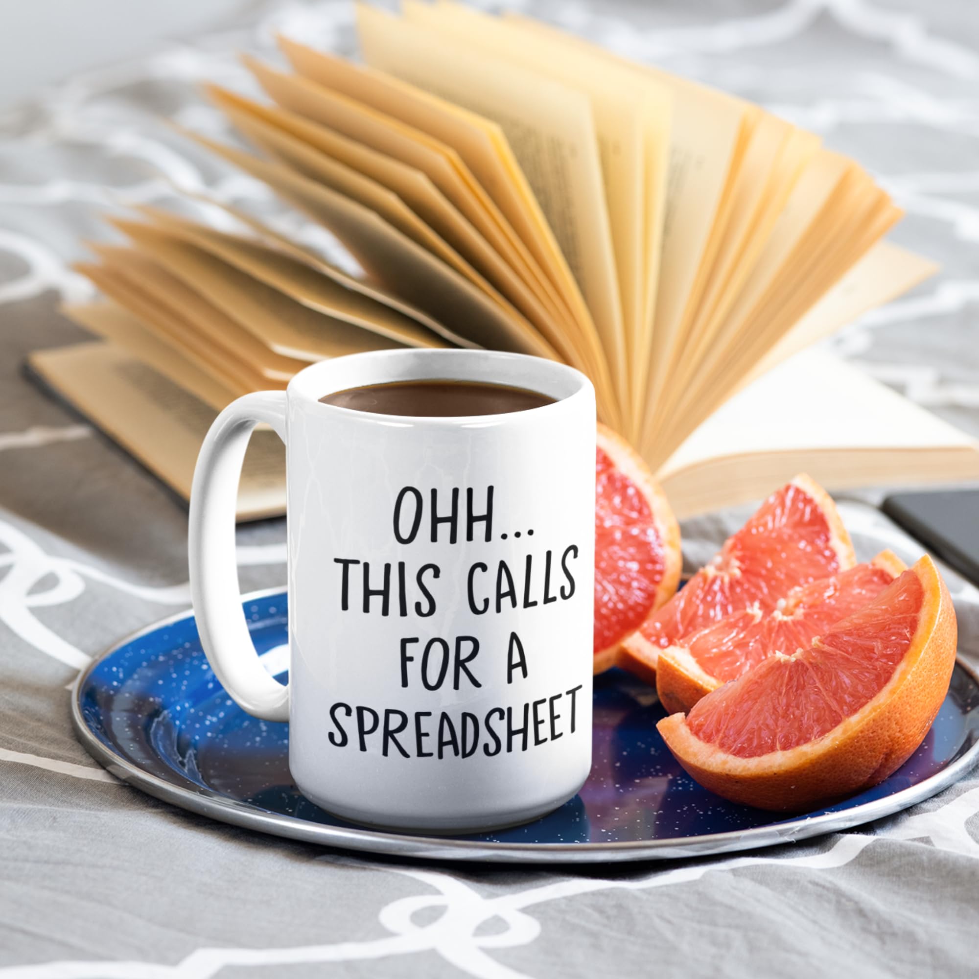Livinges office decor mug doubles as a pen or plant holder for desks.