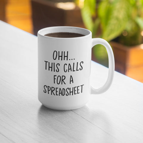 Livinges side view accountant gift mug, great for coworker appreciation.