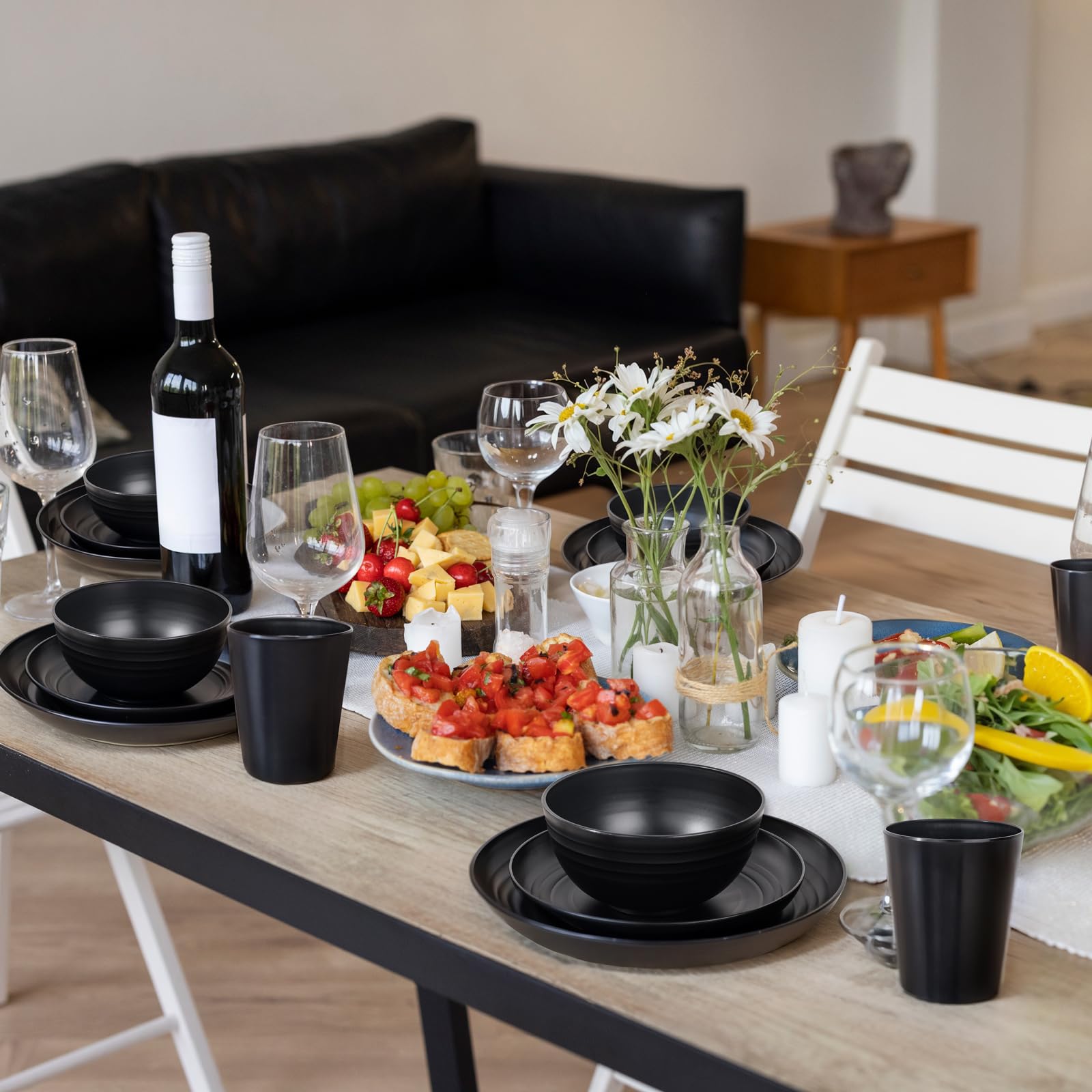 LIYH lightweight, durable dinnerware suitable for schools and offices.