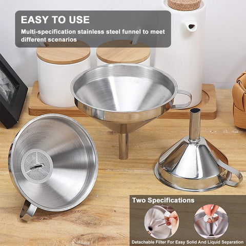 Dishwasher-safe design makes cleanup quick after cooking tasks.
