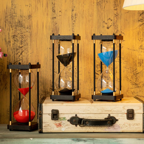 Lmzxmcy hourglass with metal accents highlighting durable construction