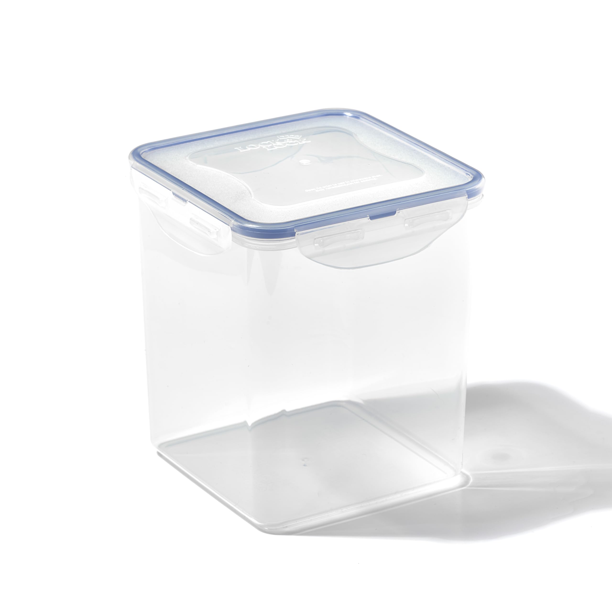 LocknLock airtight seal helps prevent leaks and drips on shelves.