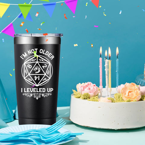 Loecuxe 20 oz size fits in most cup holders.