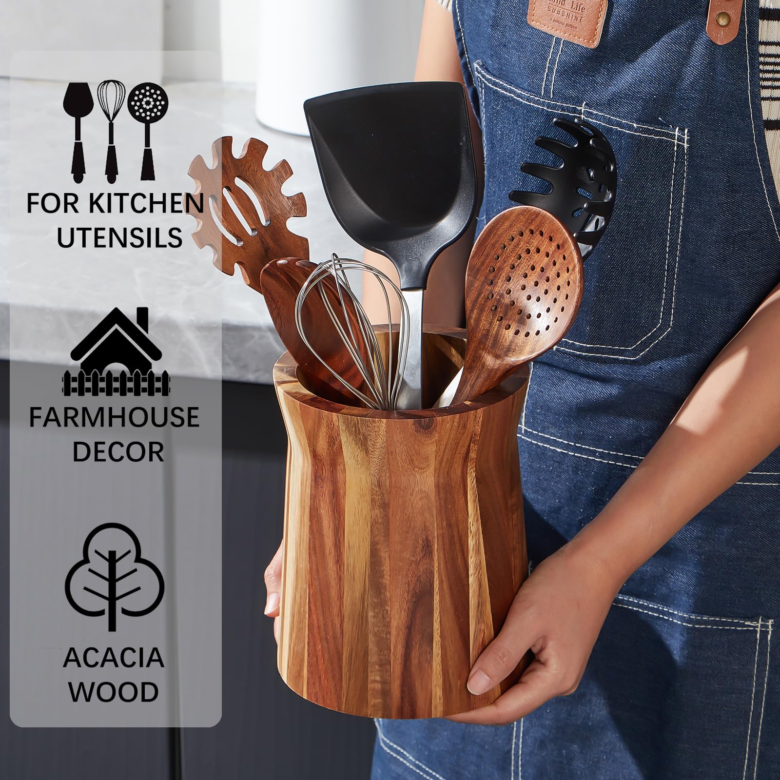 LOHONER thick acacia wood construction provides sturdy support