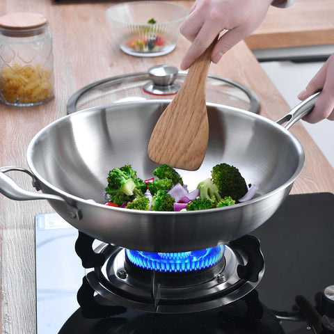 LOLYKITCH oven safe design transitions from stovetop to oven with ease