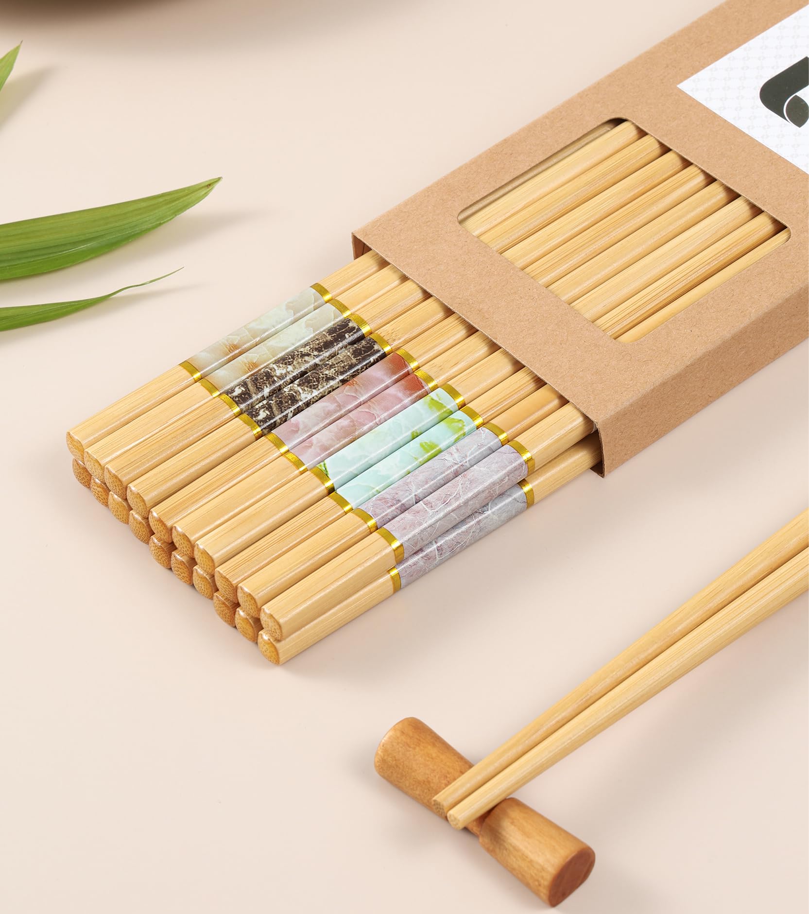 LOROTOCO Chinese-style chopsticks ideal for home kitchens