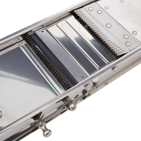 Bron Coucke straight blade delivers clean, even slices