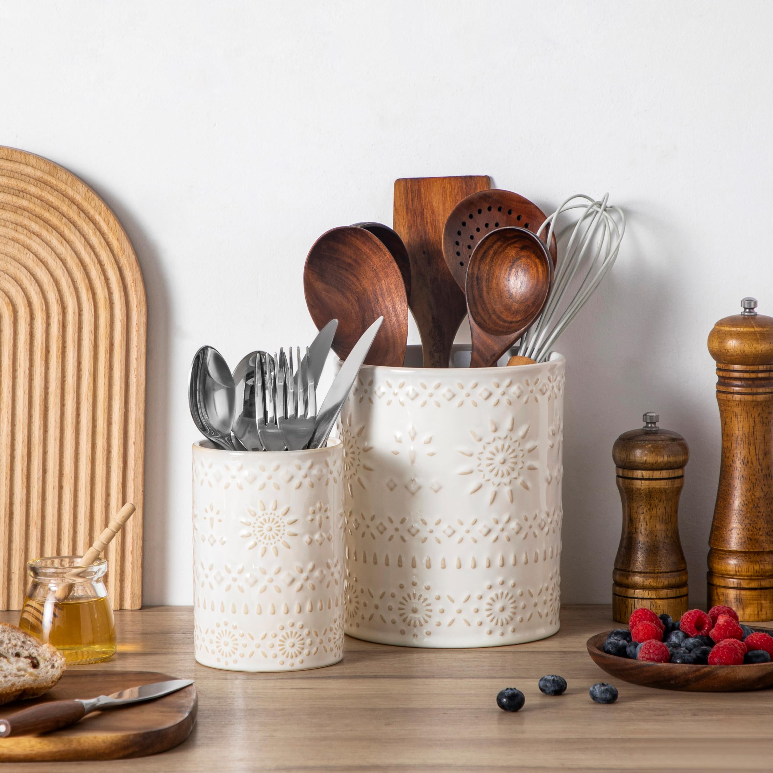 LOVECASA gift-ready utensil holder set ideal for housewarmings