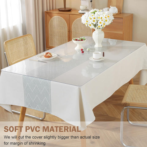 LovePads heat-resistant cover guards tables up to 176°F for hot dishes.
