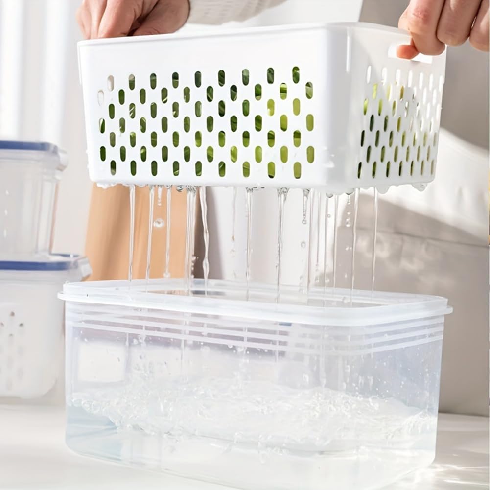 Durable plastic lid provides seal to help preserve freshness.