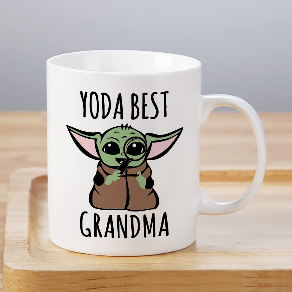 LOZACHE Baby Yoda mug with 'Best Grandma Ever' design in 11oz size.