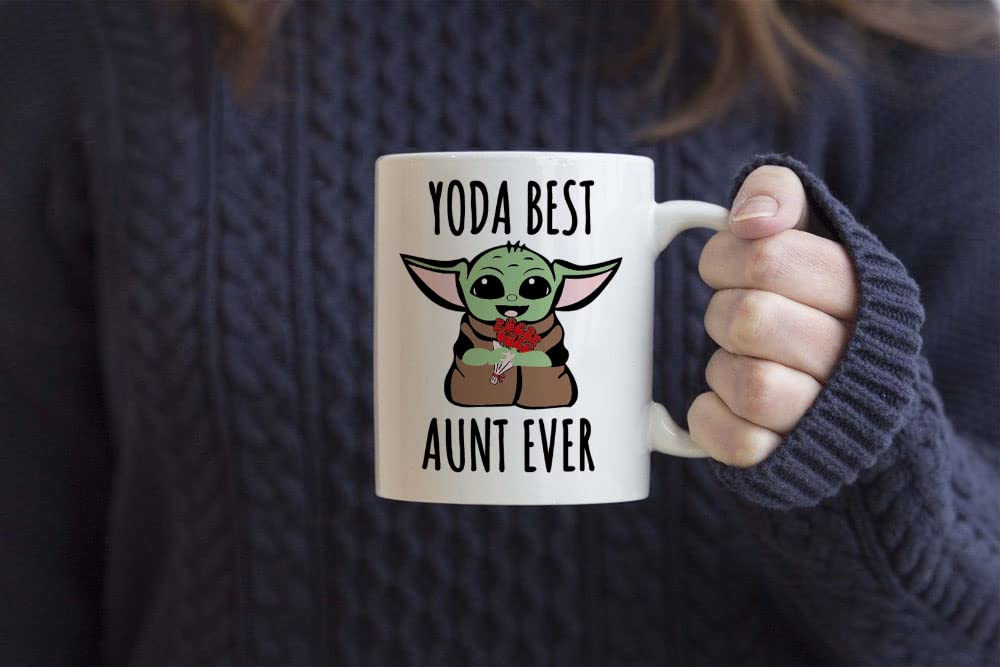 LOZACHE Cute Baby Yoda holding roses shows affection and charm.