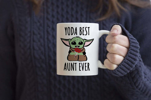 LOZACHE Cute Baby Yoda holding roses shows affection and charm.