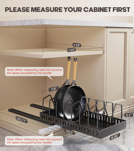 Lozovin slide-out lid rack keeps lids organized and within reach.